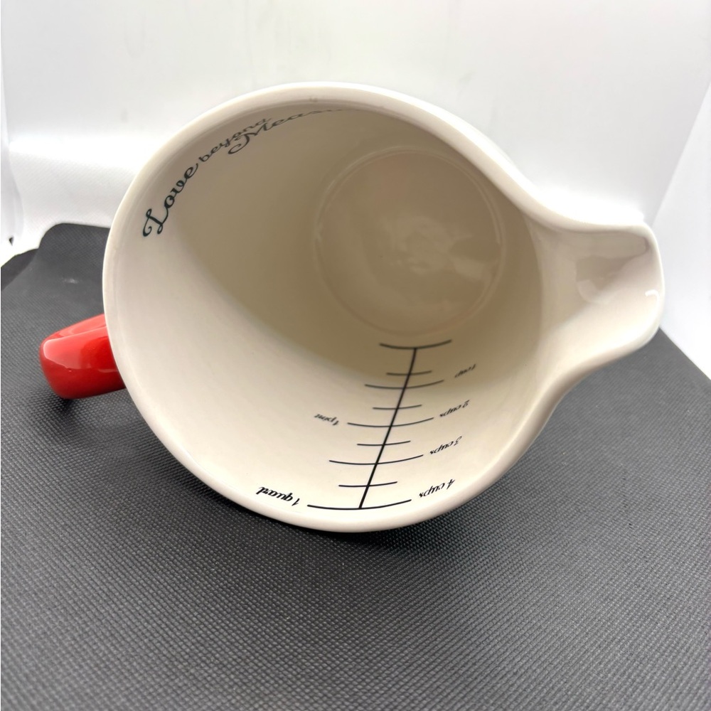 Pioneer Woman Measuring Cup Pitcher Ceramic Poinsettias “Love Beyond Measure” - Picture 7 of 9